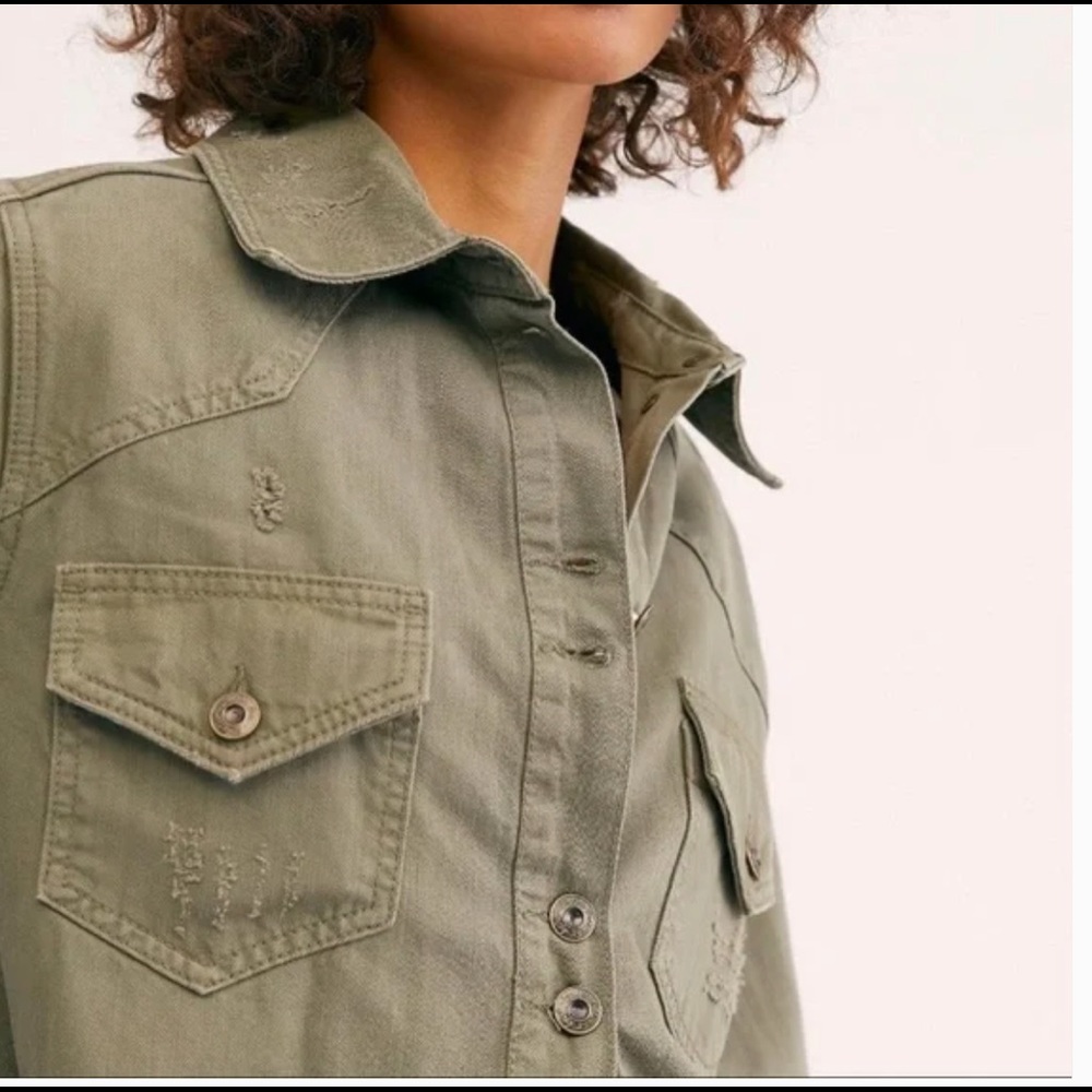Free people distressed shirt/Jacket NWOT